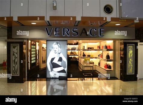 versace perfumes kuala lumpur airport